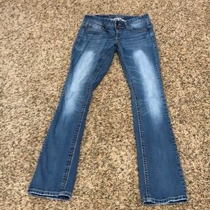 Maurice’s denim washed jeans like new